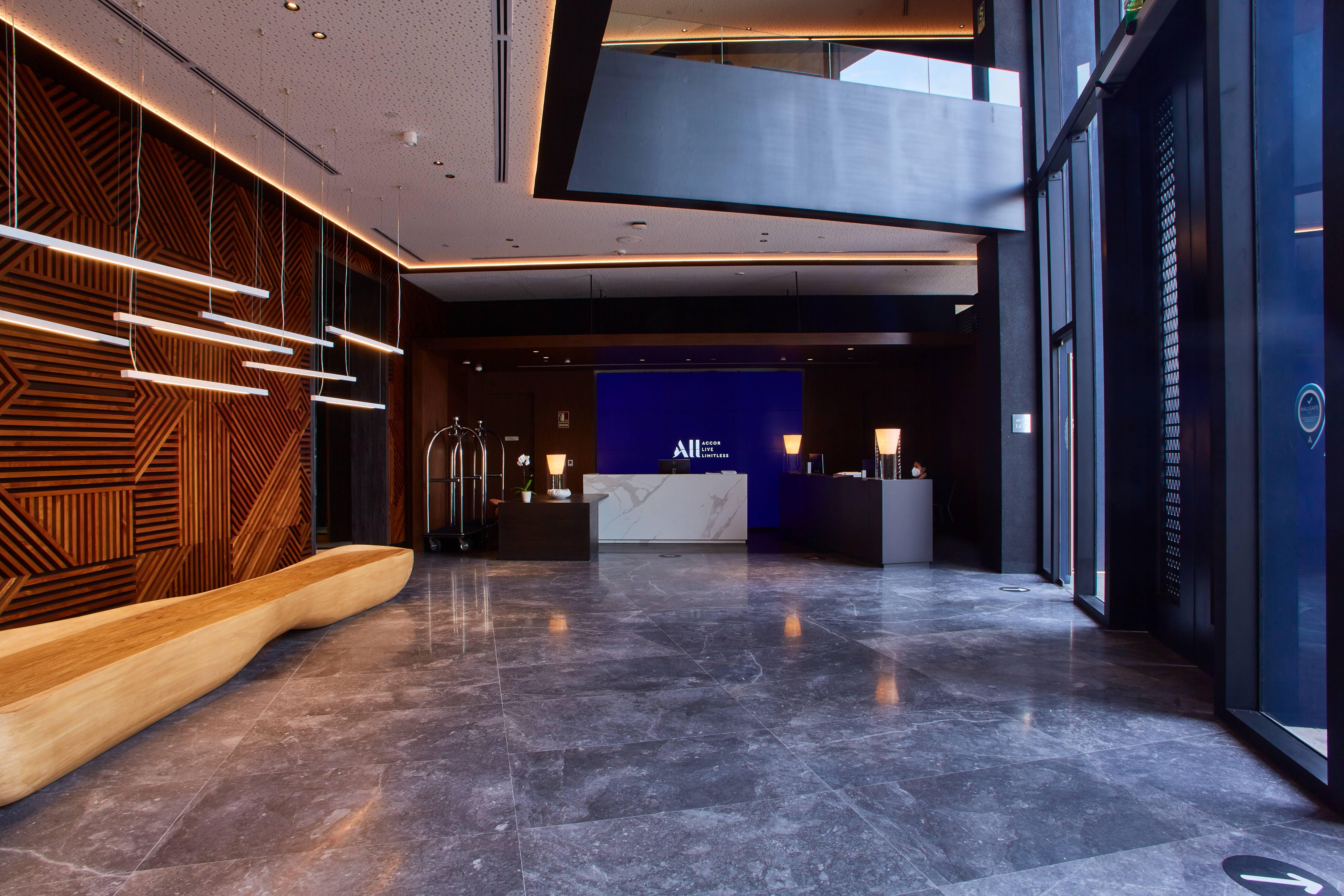 Pullman Miraflores Hotel
