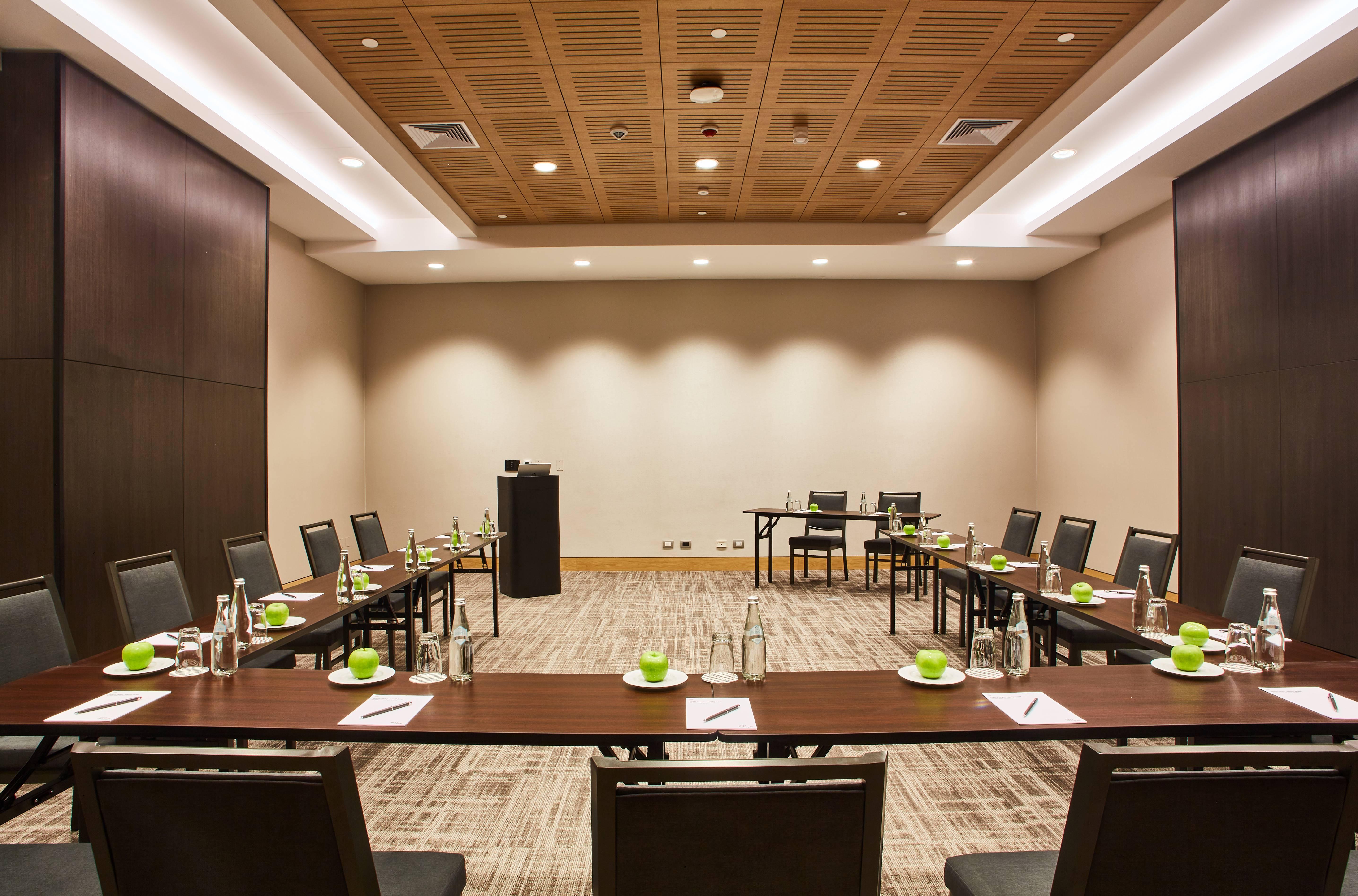 Pullman Miraflores Hotel