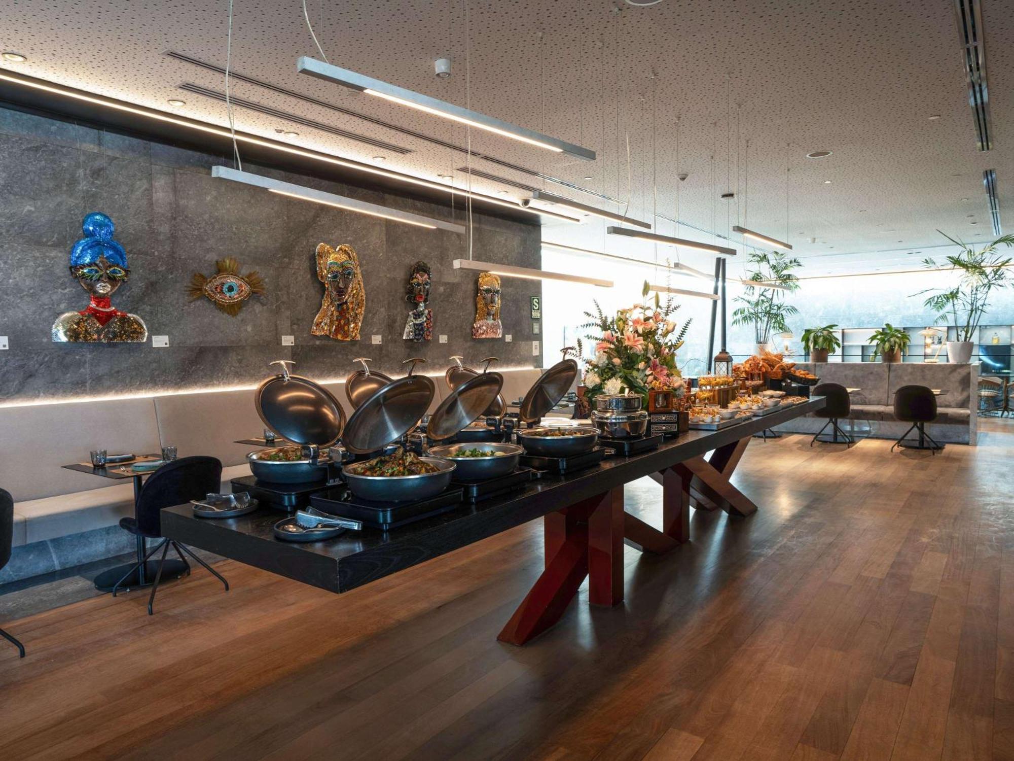 Pullman Miraflores