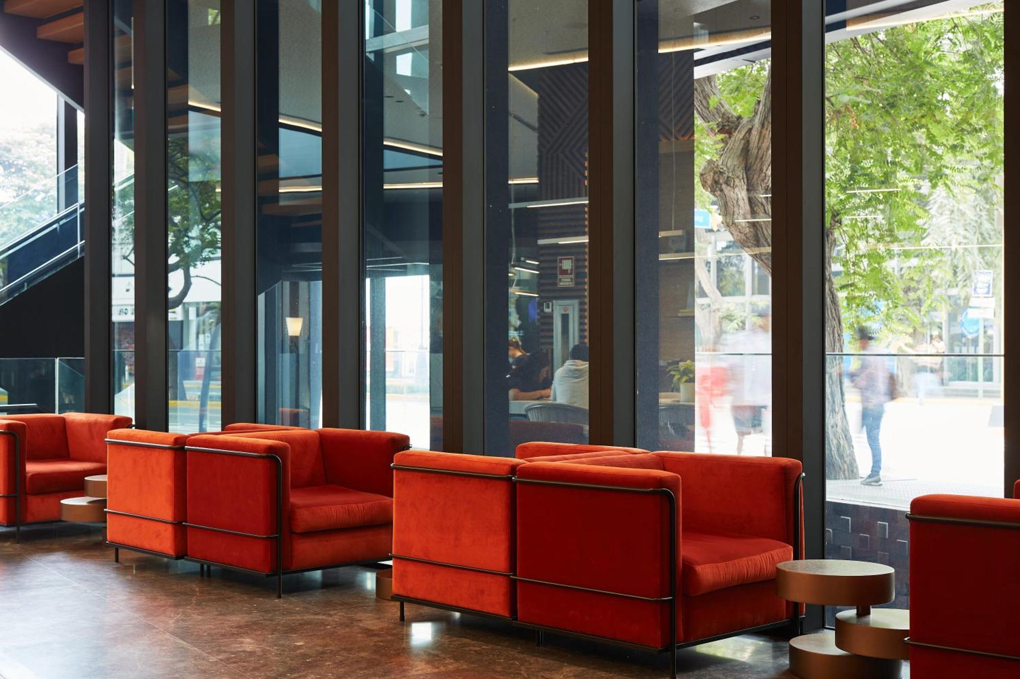 Pullman Miraflores