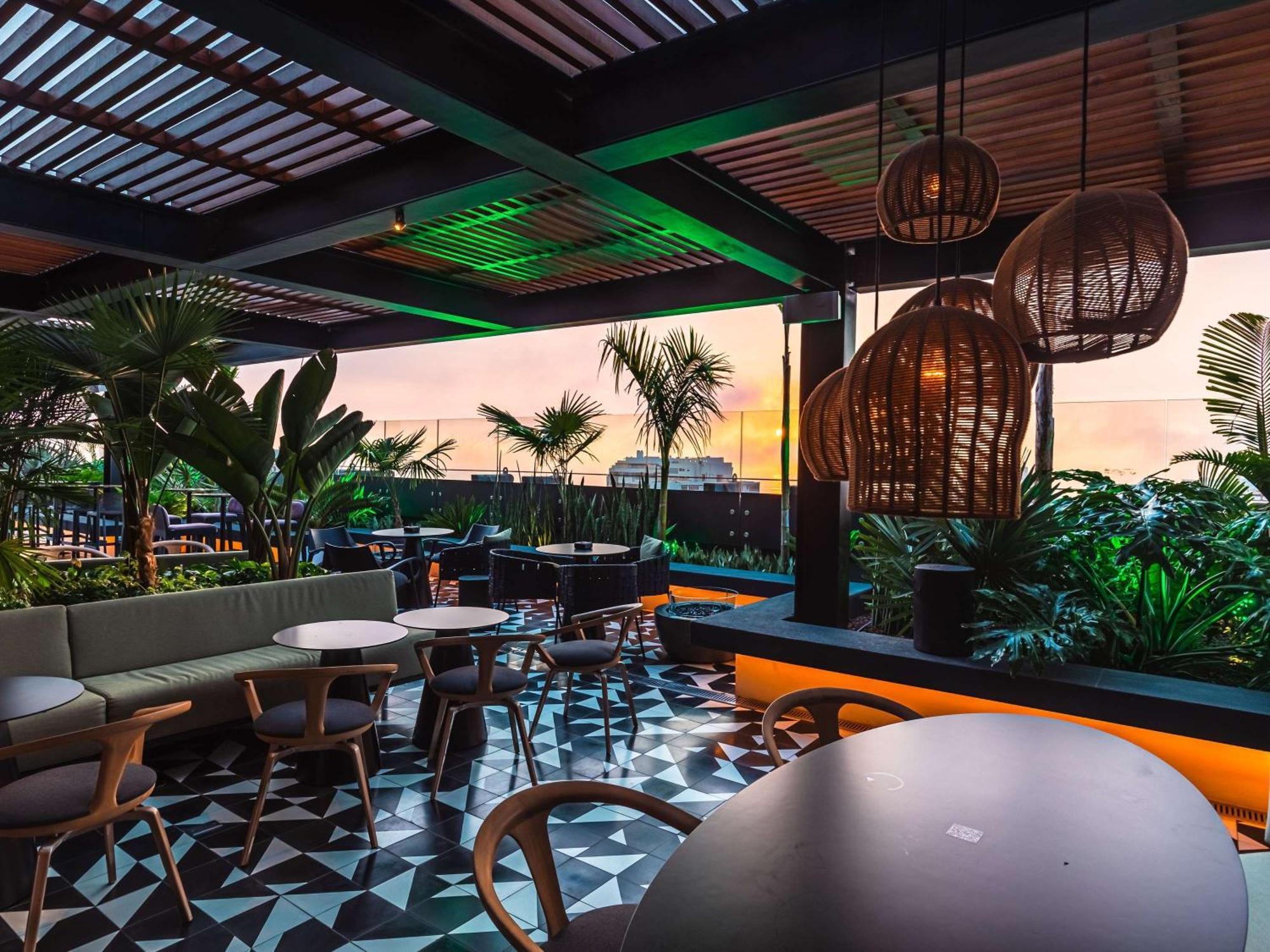 Pullman Miraflores Lima